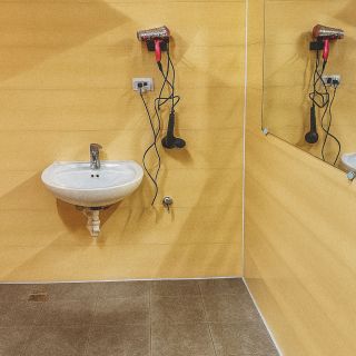 ALL_room_25K15_LYNGGMOc98